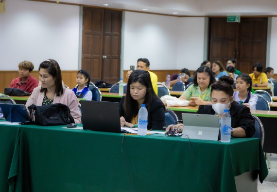 ภาพกิจกรรม  คณะวิทยาศาสตร์และเทคโนโลยี การแข่งขันการพูดทางวิทยาศาสตร์ งานสัปดาห์วิทยาศาสตร์แห่งชาติ ส่วนภูมิภาค ประจำปี 2567