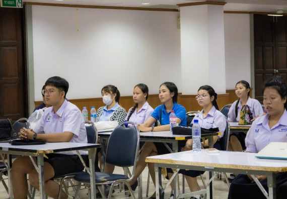 ภาพกิจกรรม  คณะวิทยาศาสตร์และเทคโนโลยี การแข่งขันการพูดทางวิทยาศาสตร์ งานสัปดาห์วิทยาศาสตร์แห่งชาติ ส่วนภูมิภาค ประจำปี 2567