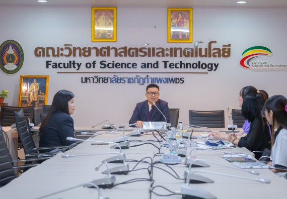 ภาพกิจกรรม  โปรแกรมวิชาเคมี คณะวิทยาศาสตร์และเทคโนโลยี มหาวิทยาลัยราชภัฏกำแพงเพชร รับการตรวจประเมินและรับรองห้องปฏิบัติการปลอดภัยในรูปแบบ Peer Evaluation