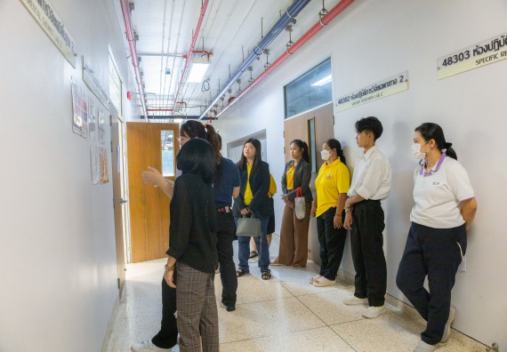 ภาพกิจกรรม  โปรแกรมวิชาเคมี คณะวิทยาศาสตร์และเทคโนโลยี มหาวิทยาลัยราชภัฏกำแพงเพชร รับการตรวจประเมินและรับรองห้องปฏิบัติการปลอดภัยในรูปแบบ Peer Evaluation