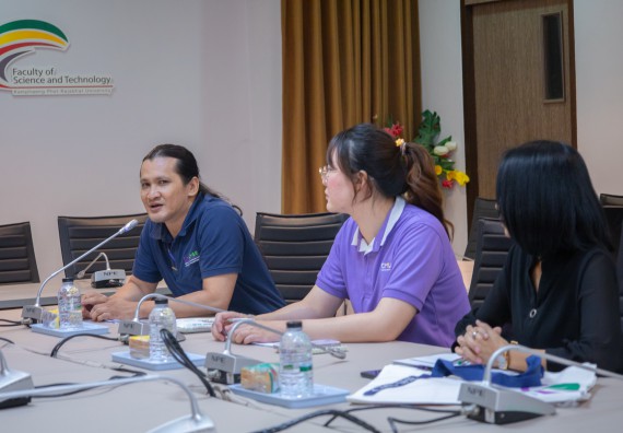 ภาพกิจกรรม  โปรแกรมวิชาเคมี คณะวิทยาศาสตร์และเทคโนโลยี มหาวิทยาลัยราชภัฏกำแพงเพชร รับการตรวจประเมินและรับรองห้องปฏิบัติการปลอดภัยในรูปแบบ Peer Evaluation