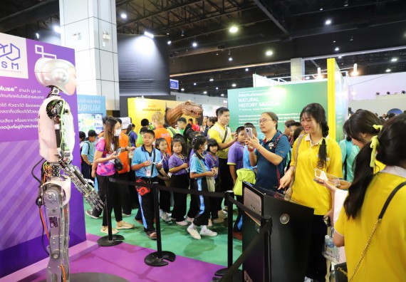 ภาพกิจกรรม  คณะวิทยาศาสตร์และเทคโนโลยี  จัดกิจกรรมศึกษาดูงานมหากรรมวิทยาศาสตร์และเทคโนโลยีแห่งชาติ ประจำปี 2567