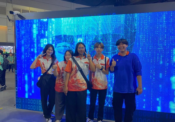 ภาพกิจกรรม  คณะวิทยาศาสตร์และเทคโนโลยี  จัดกิจกรรมศึกษาดูงานมหากรรมวิทยาศาสตร์และเทคโนโลยีแห่งชาติ ประจำปี 2567