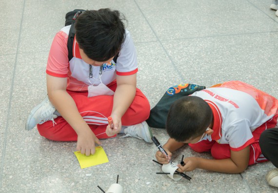 ภาพกิจกรรม  คณะวิทยาศาสตร์และเทคโนโลยี มหาวิทยาลัยราชภัฏกำแพงเพชร ร่วมกับโรงเรียนอนุบาลกำแพงเพชร จัดโครงการฝึกทักษะเพื่อพัฒนาอัจฉริยภาพวิทยาศาสตร์ กิจกรรมค่าย STEM ศึกษา