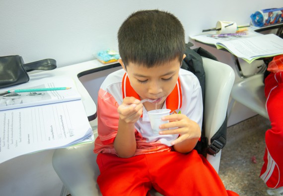 ภาพกิจกรรม  คณะวิทยาศาสตร์และเทคโนโลยี มหาวิทยาลัยราชภัฏกำแพงเพชร ร่วมกับโรงเรียนอนุบาลกำแพงเพชร จัดโครงการฝึกทักษะเพื่อพัฒนาอัจฉริยภาพวิทยาศาสตร์ กิจกรรมค่าย STEM ศึกษา