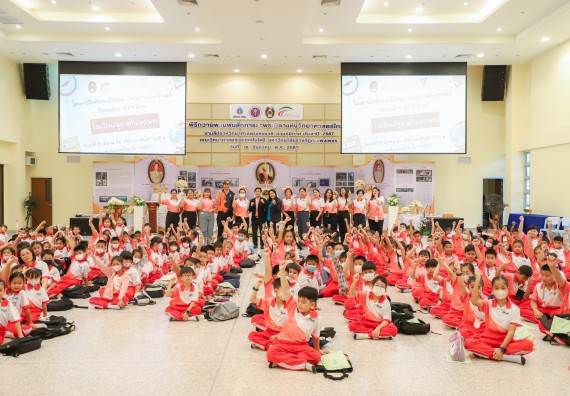 ภาพกิจกรรม  คณะวิทยาศาสตร์และเทคโนโลยี มหาวิทยาลัยราชภัฏกำแพงเพชร ร่วมกับโรงเรียนอนุบาลกำแพงเพชร จัดโครงการฝึกทักษะเพื่อพัฒนาอัจฉริยภาพวิทยาศาสตร์ กิจกรรมค่าย STEM ศึกษา