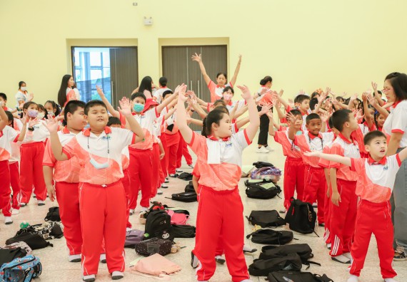 ภาพกิจกรรม  คณะวิทยาศาสตร์และเทคโนโลยี มหาวิทยาลัยราชภัฏกำแพงเพชร ร่วมกับโรงเรียนอนุบาลกำแพงเพชร จัดโครงการฝึกทักษะเพื่อพัฒนาอัจฉริยภาพวิทยาศาสตร์ กิจกรรมค่าย STEM ศึกษา