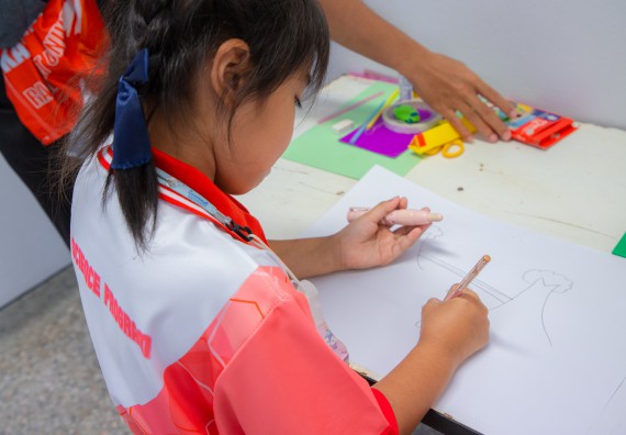 ภาพกิจกรรม  คณะวิทยาศาสตร์และเทคโนโลยี มหาวิทยาลัยราชภัฏกำแพงเพชร ร่วมกับโรงเรียนอนุบาลกำแพงเพชร จัดโครงการฝึกทักษะเพื่อพัฒนาอัจฉริยภาพวิทยาศาสตร์ กิจกรรมค่าย STEM ศึกษา