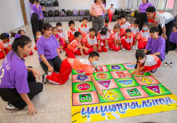 ภาพกิจกรรม  คณะวิทยาศาสตร์และเทคโนโลยี มหาวิทยาลัยราชภัฏกำแพงเพชร ร่วมกับโรงเรียนอนุบาลกำแพงเพชร จัดโครงการฝึกทักษะเพื่อพัฒนาอัจฉริยภาพวิทยาศาสตร์ กิจกรรมค่าย STEM ศึกษา