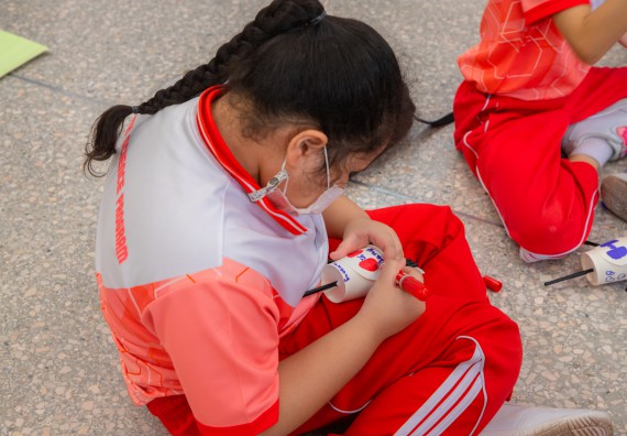 ภาพกิจกรรม  คณะวิทยาศาสตร์และเทคโนโลยี มหาวิทยาลัยราชภัฏกำแพงเพชร ร่วมกับโรงเรียนอนุบาลกำแพงเพชร จัดโครงการฝึกทักษะเพื่อพัฒนาอัจฉริยภาพวิทยาศาสตร์ กิจกรรมค่าย STEM ศึกษา