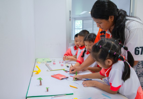 ภาพกิจกรรม  คณะวิทยาศาสตร์และเทคโนโลยี มหาวิทยาลัยราชภัฏกำแพงเพชร ร่วมกับโรงเรียนอนุบาลกำแพงเพชร จัดโครงการฝึกทักษะเพื่อพัฒนาอัจฉริยภาพวิทยาศาสตร์ กิจกรรมค่าย STEM ศึกษา