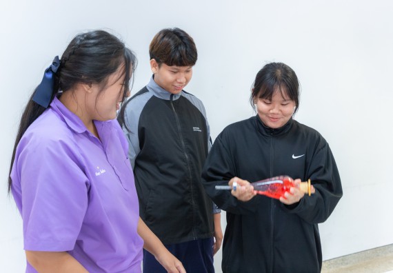 คณะวิทยาศาสตร์และเทคโนโลยี มหาวิทยาลัยราชภัฏกำแพงเพชร ร่วมกับกลุ่มสาระการเรียนรู้วิทยาศาสตร์และเทคโนโลยี โรงเรียนขาณุวิทยา จัดกิจกรรมการอบรมเชิงปฏิบัติการบูรณาการความรู้วิทยาศาสตร์