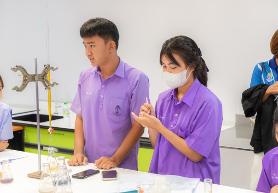 คณะวิทยาศาสตร์และเทคโนโลยี มหาวิทยาลัยราชภัฏกำแพงเพชร ร่วมกับกลุ่มสาระการเรียนรู้วิทยาศาสตร์และเทคโนโลยี โรงเรียนขาณุวิทยา จัดกิจกรรมการอบรมเชิงปฏิบัติการบูรณาการความรู้วิทยาศาสตร์