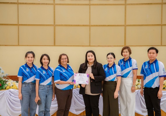 คณะวิทยาศาสตร์และเทคโนโลยี มหาวิทยาลัยราชภัฏกำแพงเพชร ร่วมกับกลุ่มสาระการเรียนรู้วิทยาศาสตร์และเทคโนโลยี โรงเรียนขาณุวิทยา จัดกิจกรรมการอบรมเชิงปฏิบัติการบูรณาการความรู้วิทยาศาสตร์