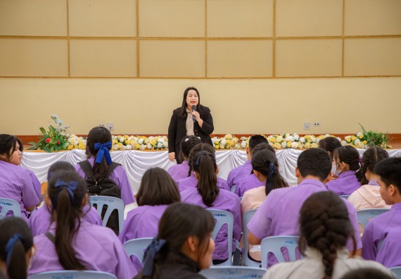 คณะวิทยาศาสตร์และเทคโนโลยี มหาวิทยาลัยราชภัฏกำแพงเพชร ร่วมกับกลุ่มสาระการเรียนรู้วิทยาศาสตร์และเทคโนโลยี โรงเรียนขาณุวิทยา จัดกิจกรรมการอบรมเชิงปฏิบัติการบูรณาการความรู้วิทยาศาสตร์