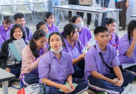 คณะวิทยาศาสตร์และเทคโนโลยี มหาวิทยาลัยราชภัฏกำแพงเพชร ร่วมกับกลุ่มสาระการเรียนรู้วิทยาศาสตร์และเทคโนโลยี โรงเรียนขาณุวิทยา จัดกิจกรรมการอบรมเชิงปฏิบัติการบูรณาการความรู้วิทยาศาสตร์