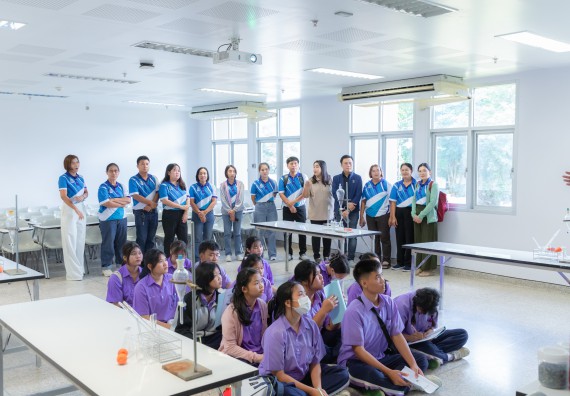 คณะวิทยาศาสตร์และเทคโนโลยี มหาวิทยาลัยราชภัฏกำแพงเพชร ร่วมกับกลุ่มสาระการเรียนรู้วิทยาศาสตร์และเทคโนโลยี โรงเรียนขาณุวิทยา จัดกิจกรรมการอบรมเชิงปฏิบัติการบูรณาการความรู้วิทยาศาสตร์