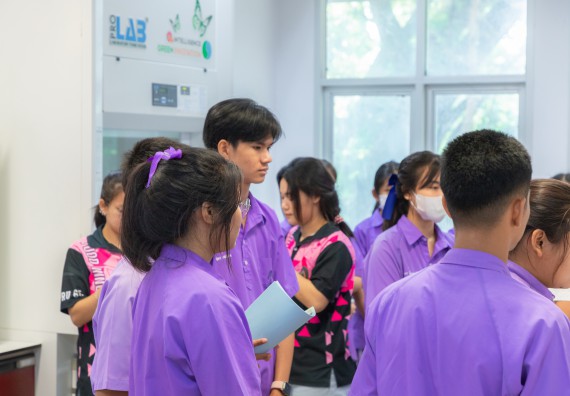 คณะวิทยาศาสตร์และเทคโนโลยี มหาวิทยาลัยราชภัฏกำแพงเพชร ร่วมกับกลุ่มสาระการเรียนรู้วิทยาศาสตร์และเทคโนโลยี โรงเรียนขาณุวิทยา จัดกิจกรรมการอบรมเชิงปฏิบัติการบูรณาการความรู้วิทยาศาสตร์