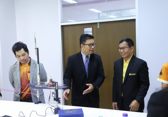 ภาพกิจกรรม  คณะวิทยาศาสตร์และเทคโนโลยี มหาวิทยาลัยราชภัฏกำแพงเพชร ร่วมกับโรงเรียนบ่อแก้ววิทยา จัดโครงการค่ายวิทยาศาสตร์