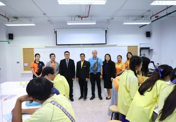 ภาพกิจกรรม  คณะวิทยาศาสตร์และเทคโนโลยี มหาวิทยาลัยราชภัฏกำแพงเพชร ร่วมกับโรงเรียนบ่อแก้ววิทยา จัดโครงการค่ายวิทยาศาสตร์