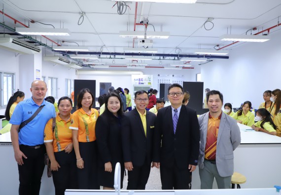 ภาพกิจกรรม  คณะวิทยาศาสตร์และเทคโนโลยี มหาวิทยาลัยราชภัฏกำแพงเพชร ร่วมกับโรงเรียนบ่อแก้ววิทยา จัดโครงการค่ายวิทยาศาสตร์