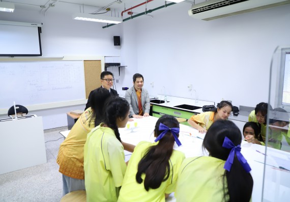 ภาพกิจกรรม  คณะวิทยาศาสตร์และเทคโนโลยี มหาวิทยาลัยราชภัฏกำแพงเพชร ร่วมกับโรงเรียนบ่อแก้ววิทยา จัดโครงการค่ายวิทยาศาสตร์