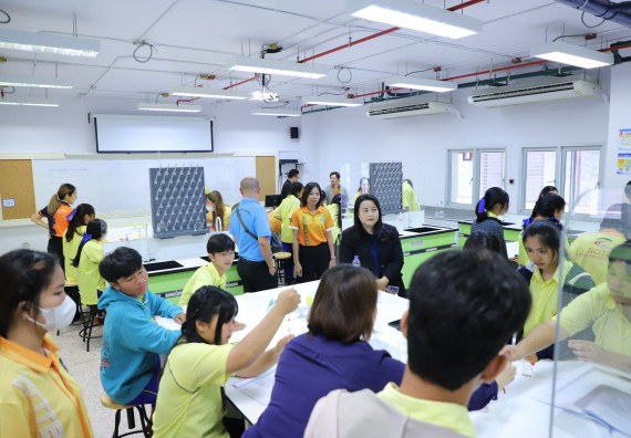 ภาพกิจกรรม  คณะวิทยาศาสตร์และเทคโนโลยี มหาวิทยาลัยราชภัฏกำแพงเพชร ร่วมกับโรงเรียนบ่อแก้ววิทยา จัดโครงการค่ายวิทยาศาสตร์