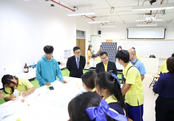 ภาพกิจกรรม  คณะวิทยาศาสตร์และเทคโนโลยี มหาวิทยาลัยราชภัฏกำแพงเพชร ร่วมกับโรงเรียนบ่อแก้ววิทยา จัดโครงการค่ายวิทยาศาสตร์