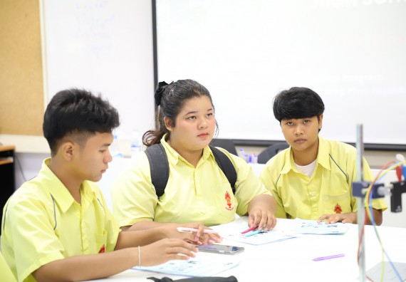 ภาพกิจกรรม  คณะวิทยาศาสตร์และเทคโนโลยี มหาวิทยาลัยราชภัฏกำแพงเพชร ร่วมกับโรงเรียนบ่อแก้ววิทยา จัดโครงการค่ายวิทยาศาสตร์