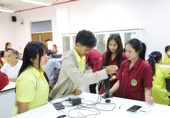 ภาพกิจกรรม  คณะวิทยาศาสตร์และเทคโนโลยี มหาวิทยาลัยราชภัฏกำแพงเพชร ร่วมกับโรงเรียนบ่อแก้ววิทยา จัดโครงการค่ายวิทยาศาสตร์