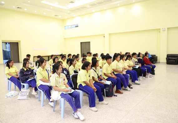 ภาพกิจกรรม  คณะวิทยาศาสตร์และเทคโนโลยี มหาวิทยาลัยราชภัฏกำแพงเพชร ร่วมกับโรงเรียนบ่อแก้ววิทยา จัดโครงการค่ายวิทยาศาสตร์