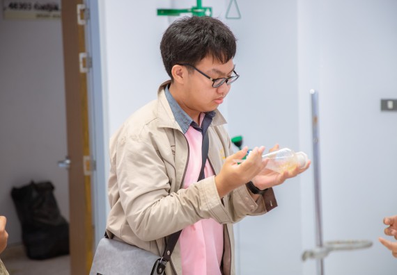 ภาพกิจกรรม  คณะวิทยาศาสตร์และเทคโนโลยี มหาวิทยาลัยราชภัฏกำแพงเพชร ร่วมกับกลุ่มสาระการเรียนรู้ภาษาต่างประเทศ โรงเรียนพิจิตรพิทยาคม จัดโครงการพัฒนาผู้เรียนมีผลสัมฤทธิ์ทางวิชาการ