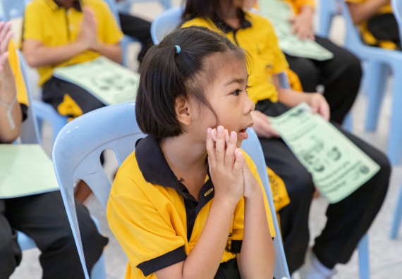 ภาพกิจกรรม  คณะวิทยาศาสตร์และเทคโนโลยี มหาวิทยาลัยราชภัฏกำแพงเพชร ร่วมกับโรงเรียนเทศบาล 2 (วัดทุ่งสวน) สังกัดเทศบาลเมืองกำแพงเพชร จัดกิจกรรมค่ายปฏิบัติการทางวิทยาศาสตร์