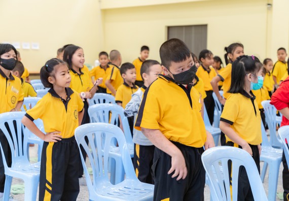 ภาพกิจกรรม  คณะวิทยาศาสตร์และเทคโนโลยี มหาวิทยาลัยราชภัฏกำแพงเพชร ร่วมกับโรงเรียนเทศบาล 2 (วัดทุ่งสวน) สังกัดเทศบาลเมืองกำแพงเพชร จัดกิจกรรมค่ายปฏิบัติการทางวิทยาศาสตร์