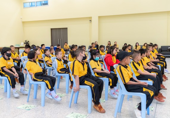 ภาพกิจกรรม  คณะวิทยาศาสตร์และเทคโนโลยี มหาวิทยาลัยราชภัฏกำแพงเพชร ร่วมกับโรงเรียนเทศบาล 2 (วัดทุ่งสวน) สังกัดเทศบาลเมืองกำแพงเพชร จัดกิจกรรมค่ายปฏิบัติการทางวิทยาศาสตร์