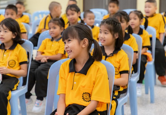 ภาพกิจกรรม  คณะวิทยาศาสตร์และเทคโนโลยี มหาวิทยาลัยราชภัฏกำแพงเพชร ร่วมกับโรงเรียนเทศบาล 2 (วัดทุ่งสวน) สังกัดเทศบาลเมืองกำแพงเพชร จัดกิจกรรมค่ายปฏิบัติการทางวิทยาศาสตร์