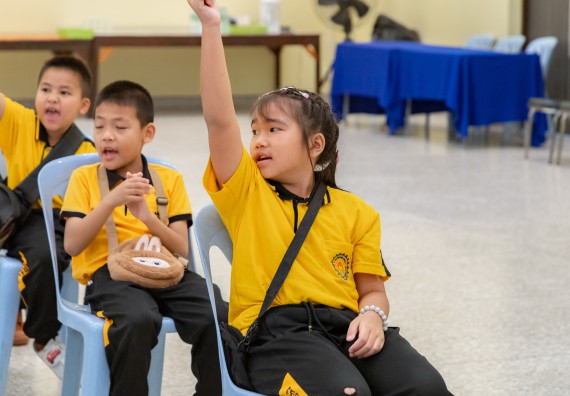 ภาพกิจกรรม  คณะวิทยาศาสตร์และเทคโนโลยี มหาวิทยาลัยราชภัฏกำแพงเพชร ร่วมกับโรงเรียนเทศบาล 2 (วัดทุ่งสวน) สังกัดเทศบาลเมืองกำแพงเพชร จัดกิจกรรมค่ายปฏิบัติการทางวิทยาศาสตร์