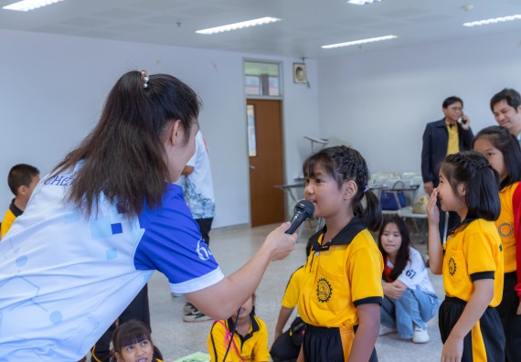 ภาพกิจกรรม  คณะวิทยาศาสตร์และเทคโนโลยี มหาวิทยาลัยราชภัฏกำแพงเพชร ร่วมกับโรงเรียนเทศบาล 2 (วัดทุ่งสวน) สังกัดเทศบาลเมืองกำแพงเพชร จัดกิจกรรมค่ายปฏิบัติการทางวิทยาศาสตร์