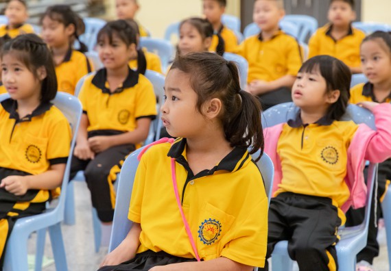 ภาพกิจกรรม  คณะวิทยาศาสตร์และเทคโนโลยี มหาวิทยาลัยราชภัฏกำแพงเพชร ร่วมกับโรงเรียนเทศบาล 2 (วัดทุ่งสวน) สังกัดเทศบาลเมืองกำแพงเพชร จัดกิจกรรมค่ายปฏิบัติการทางวิทยาศาสตร์