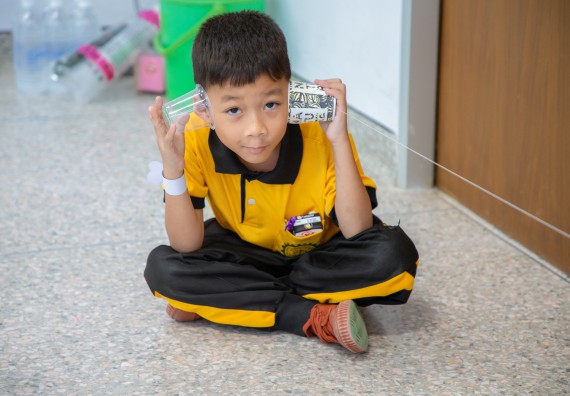 ภาพกิจกรรม  คณะวิทยาศาสตร์และเทคโนโลยี มหาวิทยาลัยราชภัฏกำแพงเพชร ร่วมกับโรงเรียนเทศบาล 2 (วัดทุ่งสวน) สังกัดเทศบาลเมืองกำแพงเพชร จัดกิจกรรมค่ายปฏิบัติการทางวิทยาศาสตร์