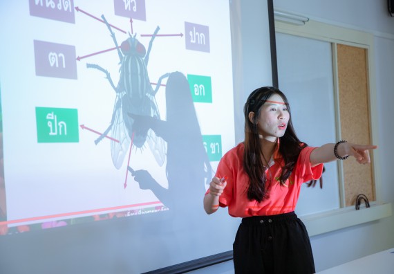 ภาพกิจกรรม  คณะวิทยาศาสตร์และเทคโนโลยี มหาวิทยาลัยราชภัฏกำแพงเพชร ร่วมกับโรงเรียนเทศบาล 2 (วัดทุ่งสวน) สังกัดเทศบาลเมืองกำแพงเพชร จัดกิจกรรมค่ายปฏิบัติการทางวิทยาศาสตร์