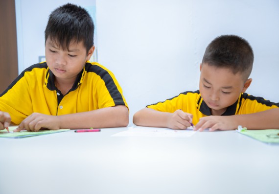 ภาพกิจกรรม  คณะวิทยาศาสตร์และเทคโนโลยี มหาวิทยาลัยราชภัฏกำแพงเพชร ร่วมกับโรงเรียนเทศบาล 2 (วัดทุ่งสวน) สังกัดเทศบาลเมืองกำแพงเพชร จัดกิจกรรมค่ายปฏิบัติการทางวิทยาศาสตร์