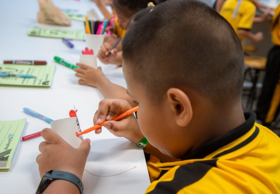 ภาพกิจกรรม  คณะวิทยาศาสตร์และเทคโนโลยี มหาวิทยาลัยราชภัฏกำแพงเพชร ร่วมกับโรงเรียนเทศบาล 2 (วัดทุ่งสวน) สังกัดเทศบาลเมืองกำแพงเพชร จัดกิจกรรมค่ายปฏิบัติการทางวิทยาศาสตร์