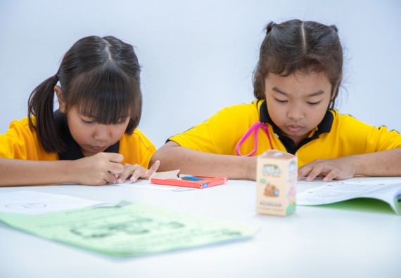 ภาพกิจกรรม  คณะวิทยาศาสตร์และเทคโนโลยี มหาวิทยาลัยราชภัฏกำแพงเพชร ร่วมกับโรงเรียนเทศบาล 2 (วัดทุ่งสวน) สังกัดเทศบาลเมืองกำแพงเพชร จัดกิจกรรมค่ายปฏิบัติการทางวิทยาศาสตร์