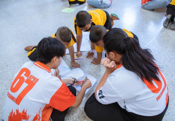 ภาพกิจกรรม  คณะวิทยาศาสตร์และเทคโนโลยี มหาวิทยาลัยราชภัฏกำแพงเพชร ร่วมกับโรงเรียนเทศบาล 2 (วัดทุ่งสวน) สังกัดเทศบาลเมืองกำแพงเพชร จัดกิจกรรมค่ายปฏิบัติการทางวิทยาศาสตร์