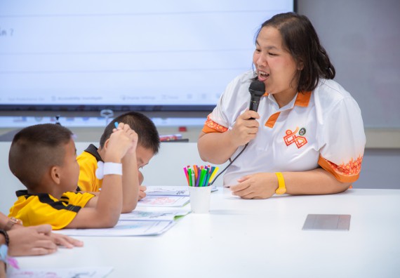 ภาพกิจกรรม  คณะวิทยาศาสตร์และเทคโนโลยี มหาวิทยาลัยราชภัฏกำแพงเพชร ร่วมกับโรงเรียนเทศบาล 2 (วัดทุ่งสวน) สังกัดเทศบาลเมืองกำแพงเพชร จัดกิจกรรมค่ายปฏิบัติการทางวิทยาศาสตร์