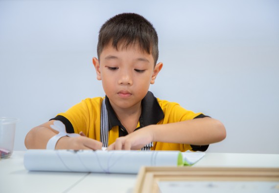 ภาพกิจกรรม  คณะวิทยาศาสตร์และเทคโนโลยี มหาวิทยาลัยราชภัฏกำแพงเพชร ร่วมกับโรงเรียนเทศบาล 2 (วัดทุ่งสวน) สังกัดเทศบาลเมืองกำแพงเพชร จัดกิจกรรมค่ายปฏิบัติการทางวิทยาศาสตร์