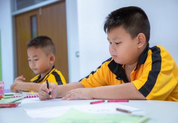 ภาพกิจกรรม  คณะวิทยาศาสตร์และเทคโนโลยี มหาวิทยาลัยราชภัฏกำแพงเพชร ร่วมกับโรงเรียนเทศบาล 2 (วัดทุ่งสวน) สังกัดเทศบาลเมืองกำแพงเพชร จัดกิจกรรมค่ายปฏิบัติการทางวิทยาศาสตร์