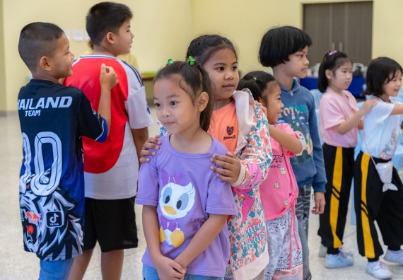 ภาพกิจกรรม  คณะวิทยาศาสตร์และเทคโนโลยี มหาวิทยาลัยราชภัฏกำแพงเพชร ร่วมกับโรงเรียนเทศบาล 2 (วัดทุ่งสวน) สังกัดเทศบาลเมืองกำแพงเพชร จัดกิจกรรมค่ายปฏิบัติการทางวิทยาศาสตร์