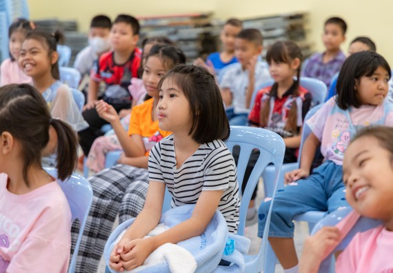 ภาพกิจกรรม  คณะวิทยาศาสตร์และเทคโนโลยี มหาวิทยาลัยราชภัฏกำแพงเพชร ร่วมกับโรงเรียนเทศบาล 2 (วัดทุ่งสวน) สังกัดเทศบาลเมืองกำแพงเพชร จัดกิจกรรมค่ายปฏิบัติการทางวิทยาศาสตร์